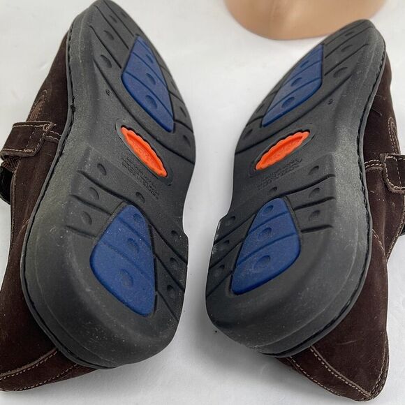 Azalea size 6  brown suede loafers - Picture 8 of 10